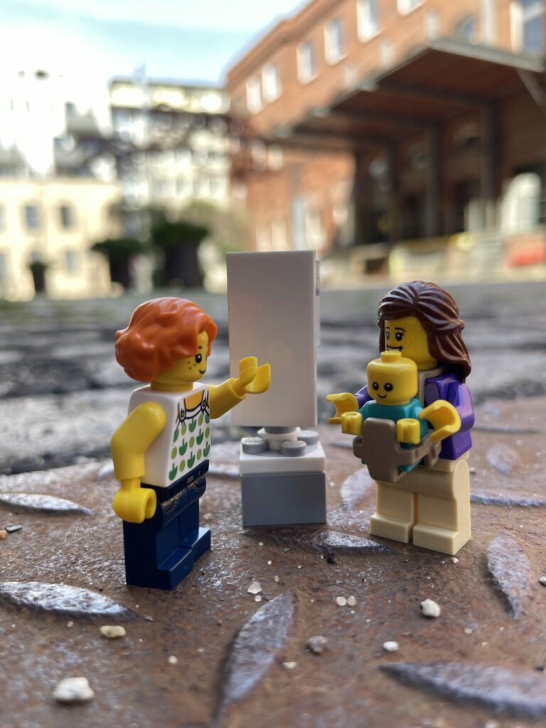 Ariane Mitsching als Lego-Figur